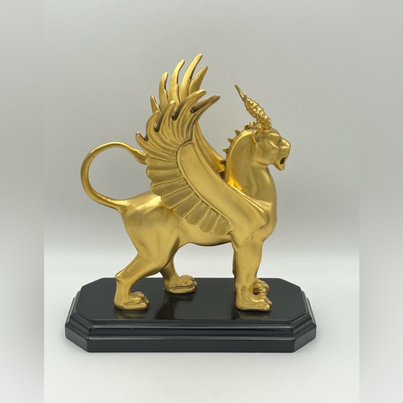 Metropolitan Museum Of Art MMA vintage gold bronze GRIFFIN LION sculpture statue - Picture 2 of 14